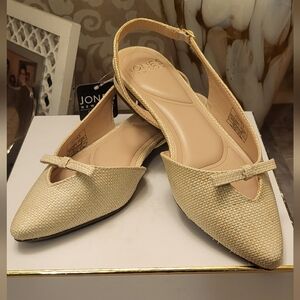 Jones New York Cream Textured Slingback Flats